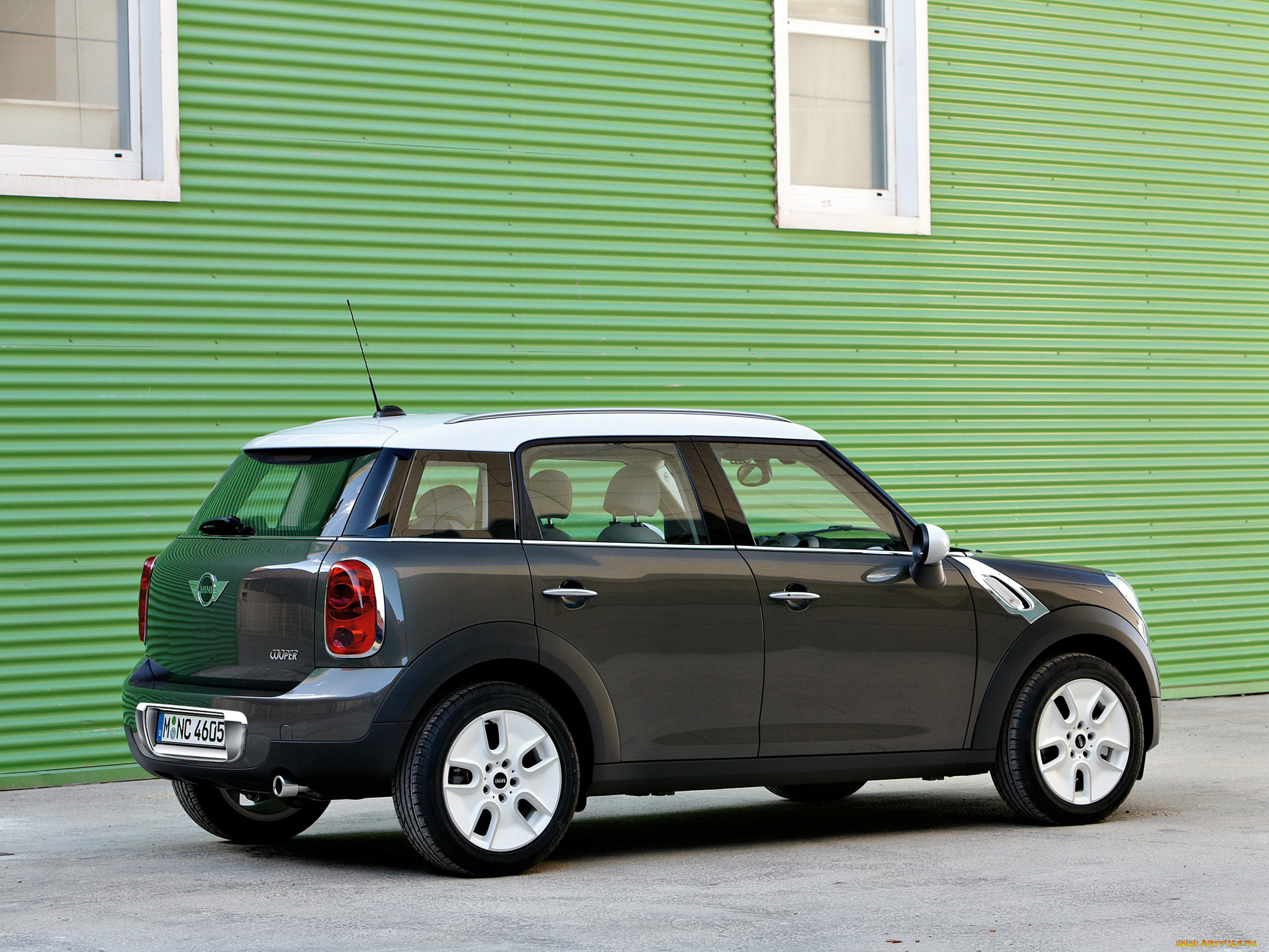, mini
